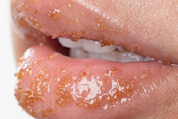 بزرگ کردن با اسکراب