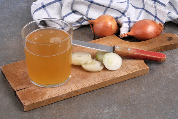 طرز استفاده آب پیاز برای مو