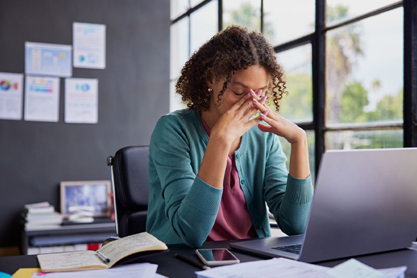 موهای شکننده به دلیل استرس داشتن